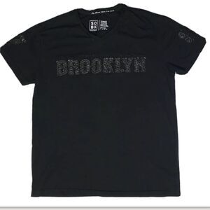 Straight out of Brooklyn t-shirt size L